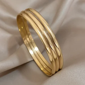 3 Bracelets  couleur or en acier